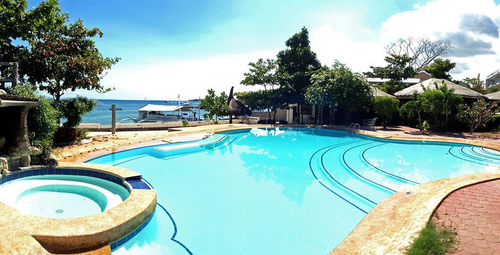 Blue Garden Resort Lapu-Lapu City Exterior photo